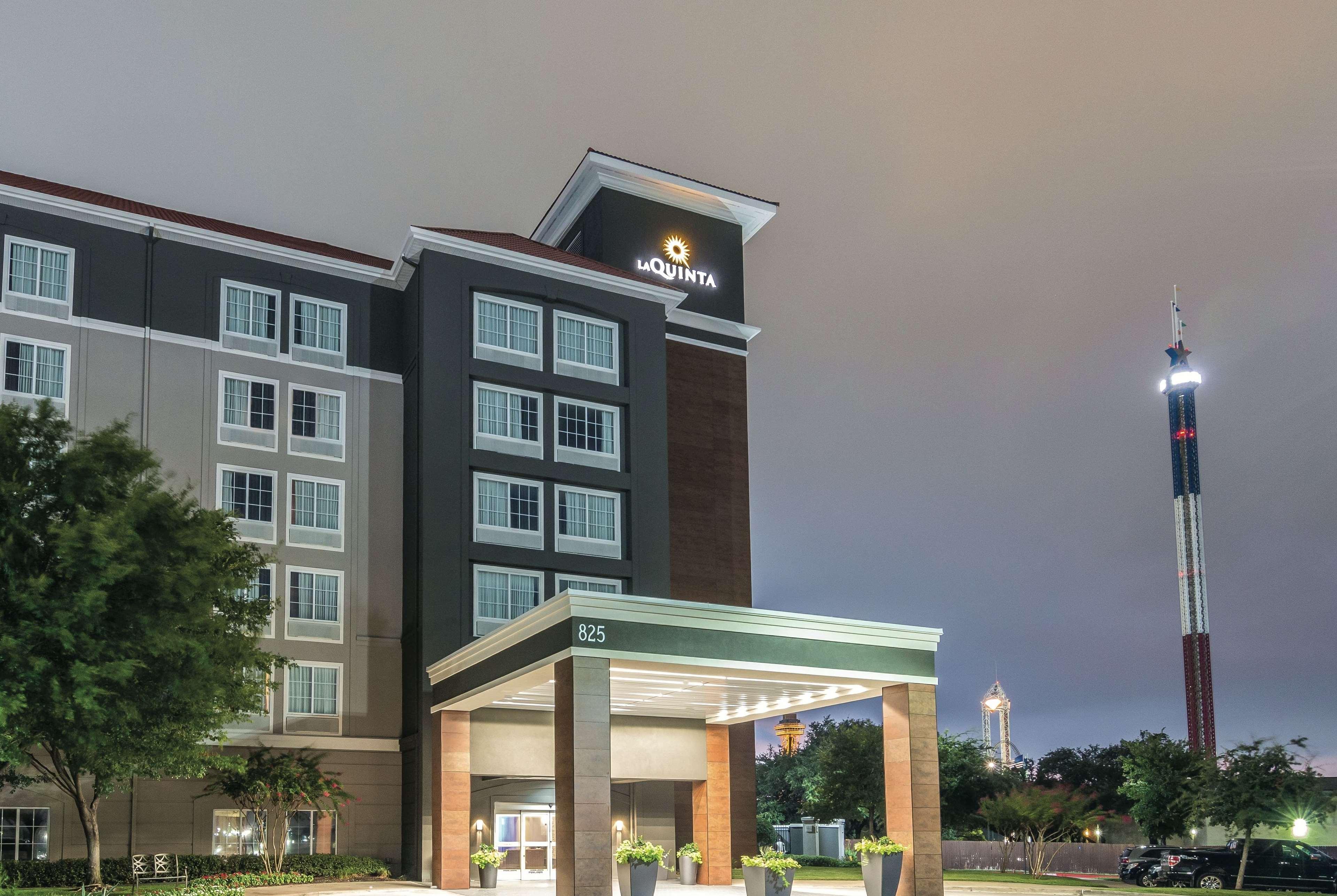 La Quinta By Wyndham Arlington North 6 Flags Dr Otel Dış mekan fotoğraf